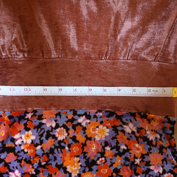 Custom vintage floral velvet maxi dress - Picture 4 of 6